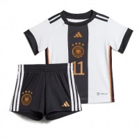 Deutschland Mario Gotze #11 Fußballbekleidung Heimtrikot Kinder WM 2022 Kurzarm (+ kurze hosen)